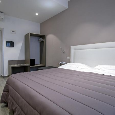 Hotel Bruman Salerno Kültér fotó