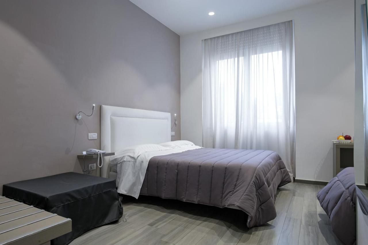 Hotel Bruman Salerno Kültér fotó