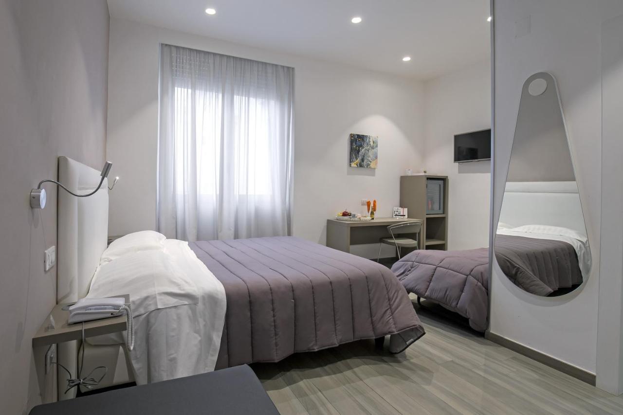 Hotel Bruman Salerno Kültér fotó