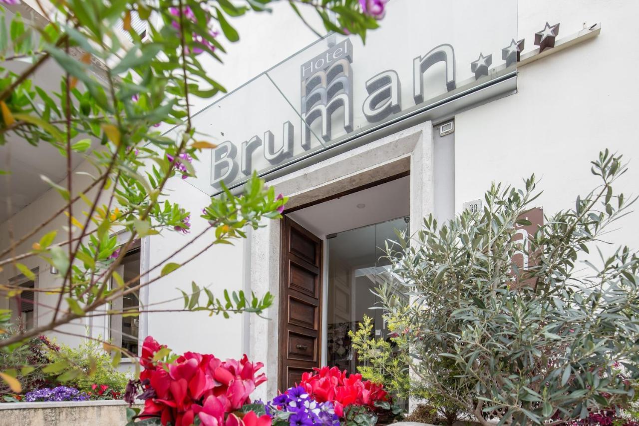 Hotel Bruman Salerno Kültér fotó