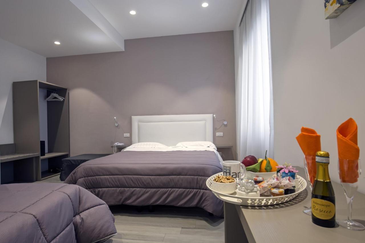 Hotel Bruman Salerno Kültér fotó