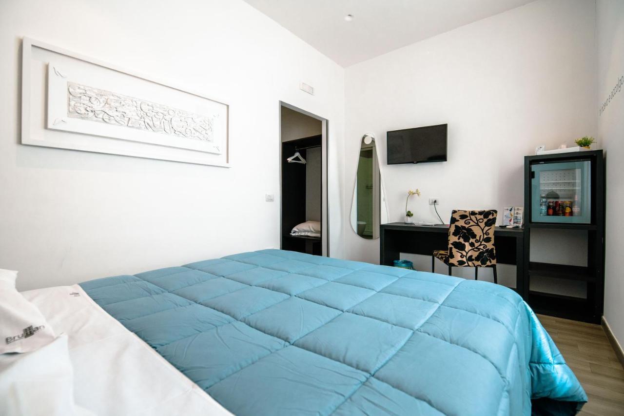 Hotel Bruman Salerno Kültér fotó