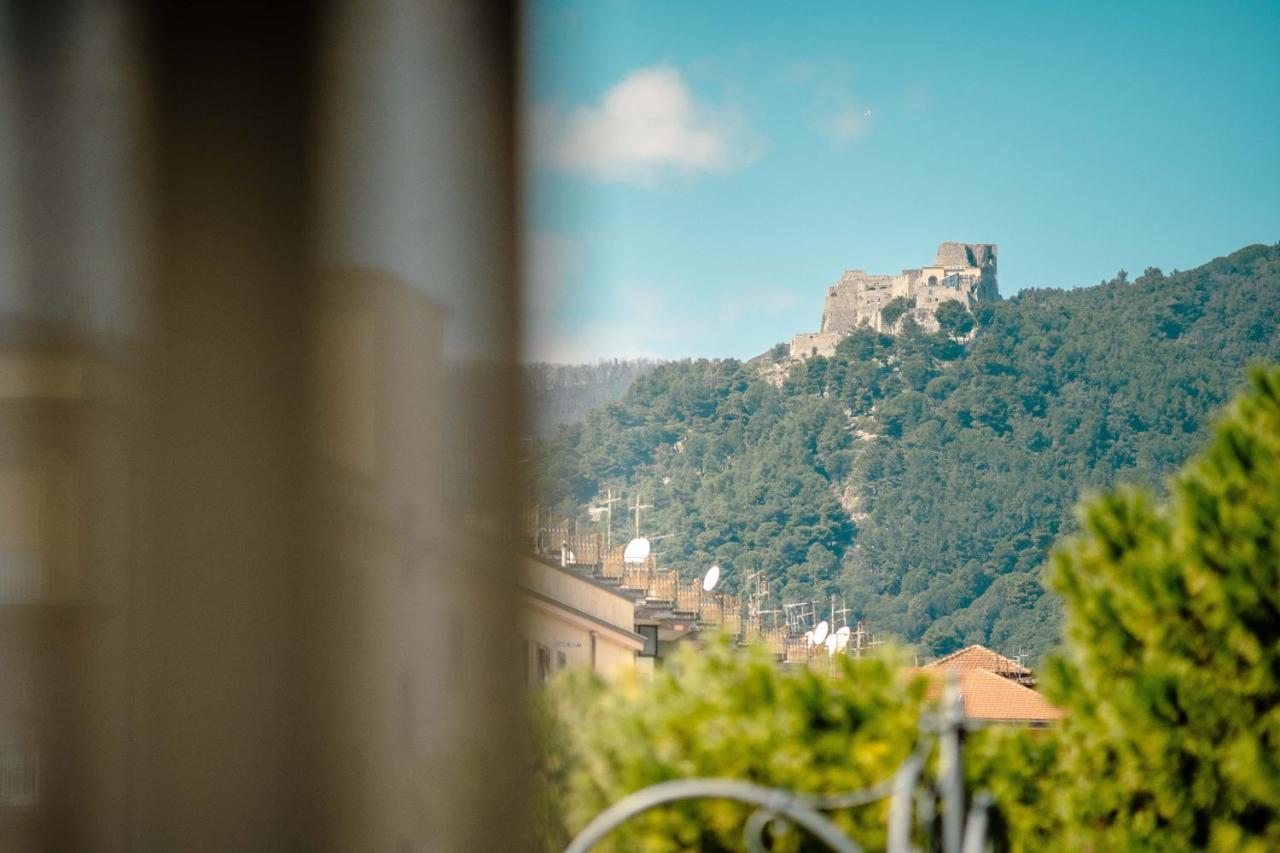 Hotel Bruman Salerno Kültér fotó