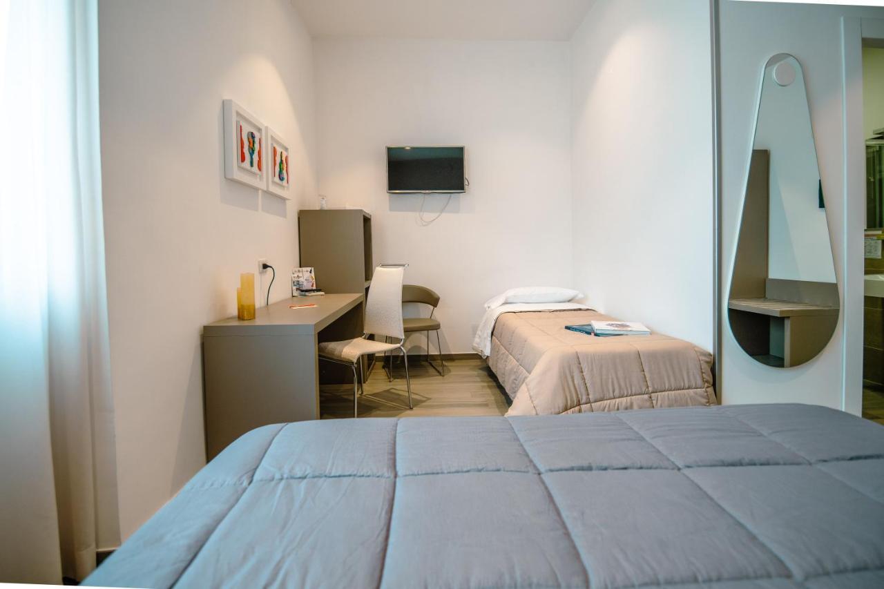 Hotel Bruman Salerno Kültér fotó