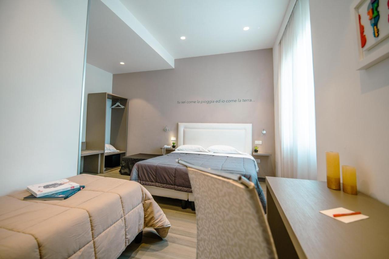 Hotel Bruman Salerno Kültér fotó