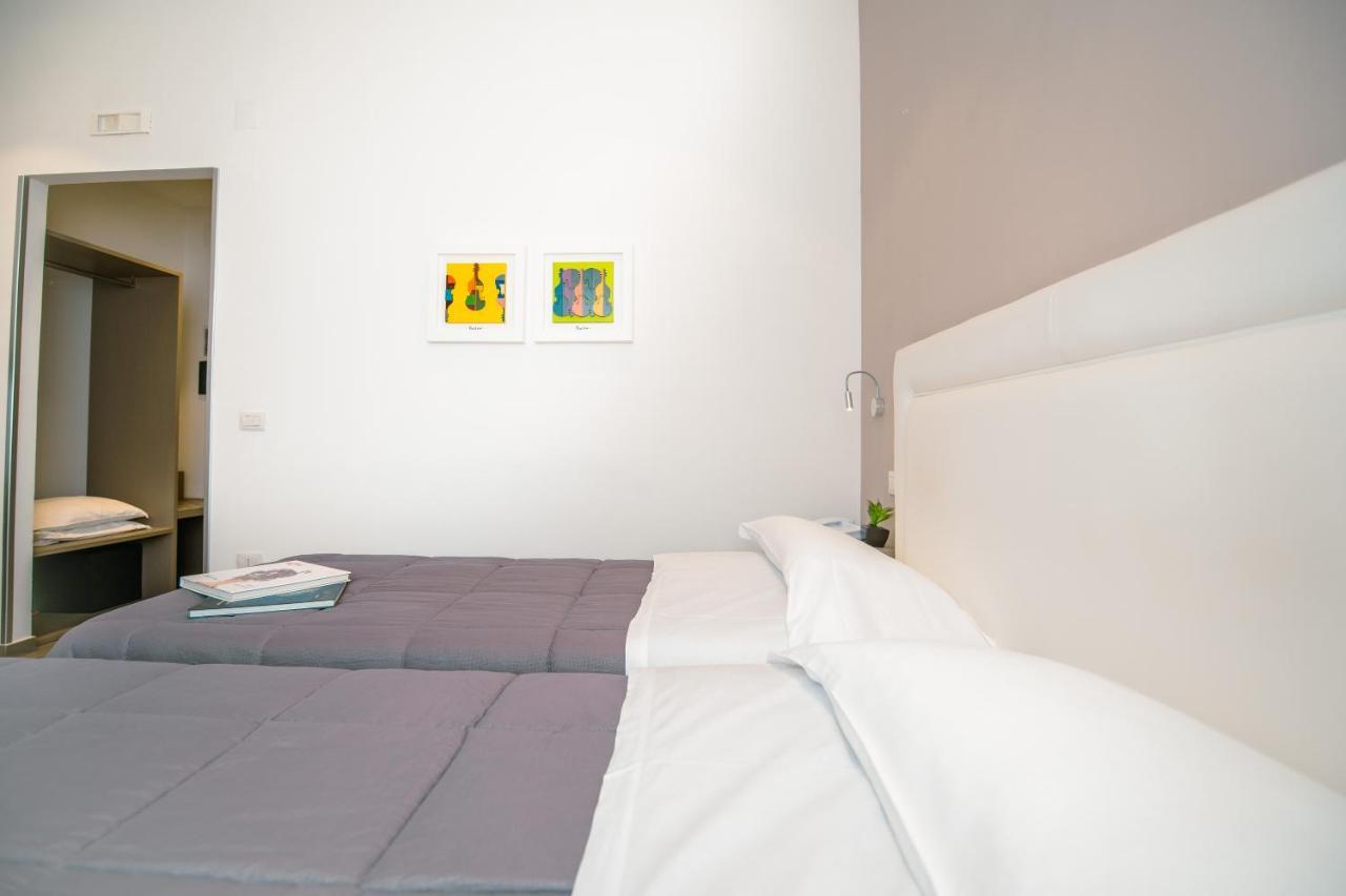 Hotel Bruman Salerno Kültér fotó