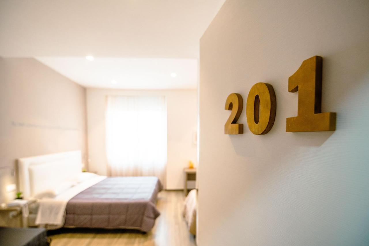 Hotel Bruman Salerno Kültér fotó