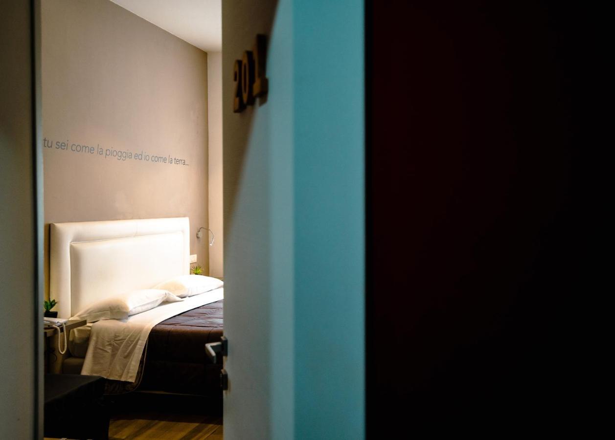 Hotel Bruman Salerno Kültér fotó