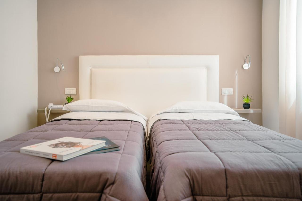 Hotel Bruman Salerno Kültér fotó