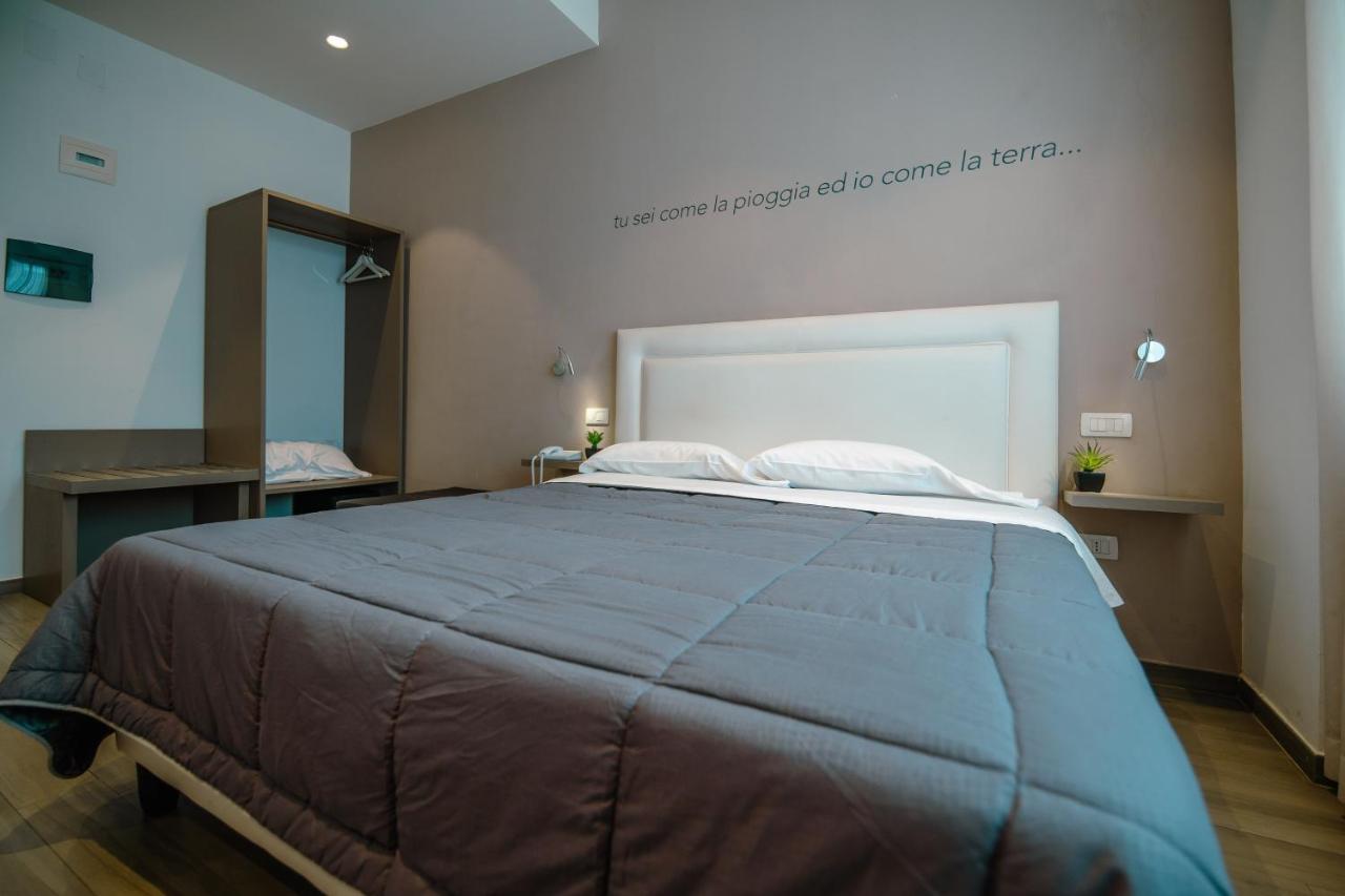 Hotel Bruman Salerno Kültér fotó